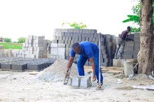 Uganda construction volunteer opportunities