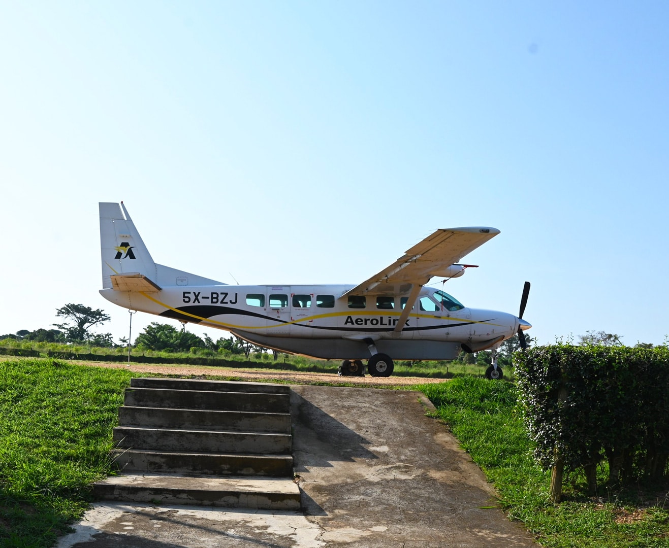 Uganda fly in Gorilla safari