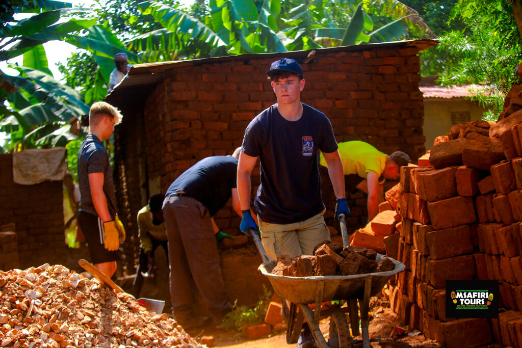 Student Volunteer Opportunities in Uganda