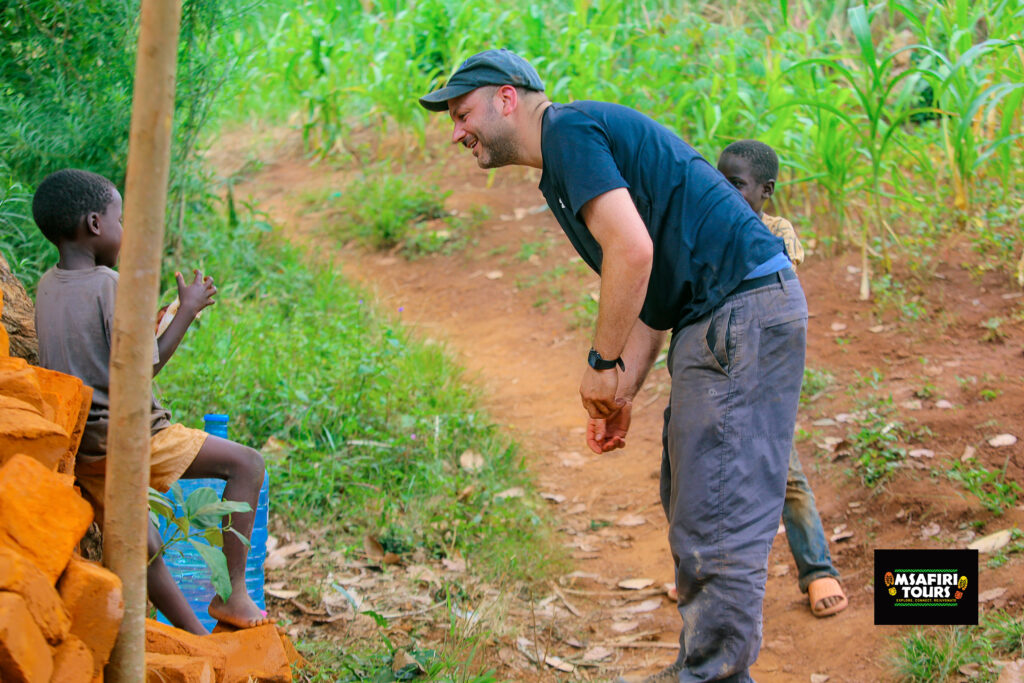 Volunteer with Children in Uganda